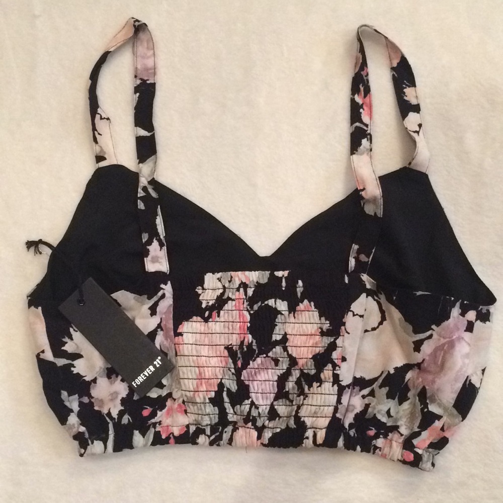 Floral Crop Top - Picture 2 of 2